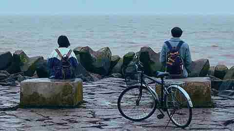 电影《悲伤逆流成河》提档9月21号 张韶涵献唱主题曲《如河》MV上线